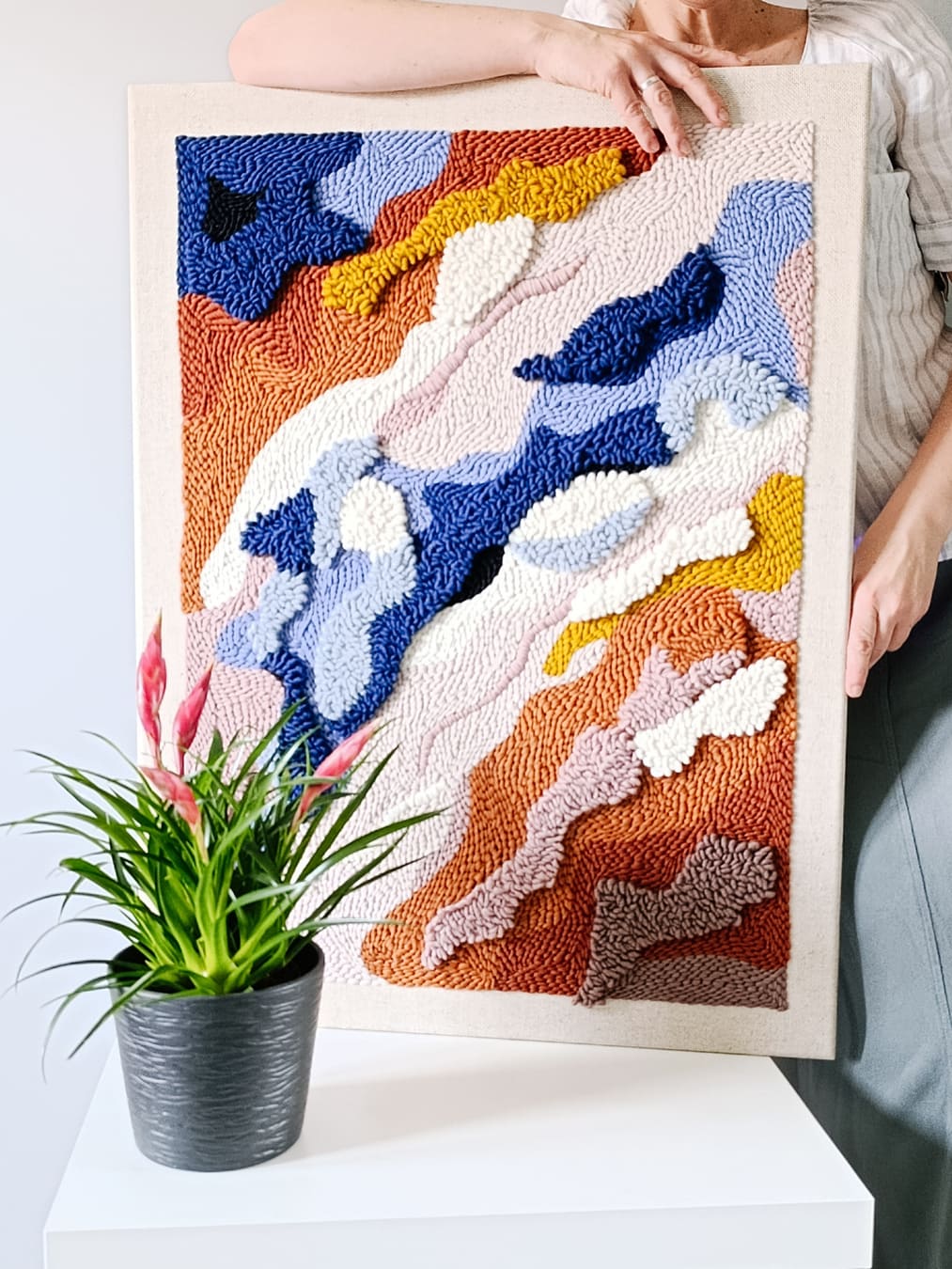 Obraz tekstylny punch needle "Meandry" - obrazek 4